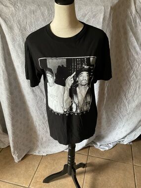 Black Graphic Crewneck T-Shirt - Unbranded